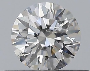 Round diamond — real photo
