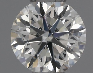 Round diamond — real photo