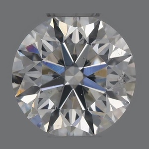 Round diamond — real photo