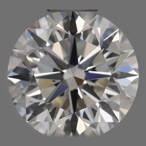 Round diamond — real photo