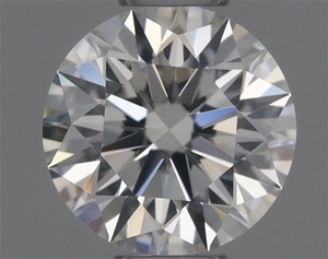 Round diamond — real photo