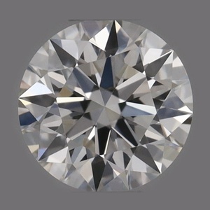 Round diamond — real photo