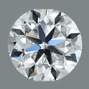 Round diamond — real photo