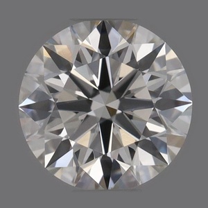 Round diamond — real photo