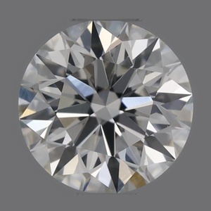 Round diamond — real photo