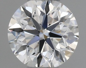 Round diamond — real photo