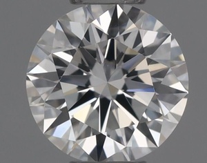 Round diamond — real photo