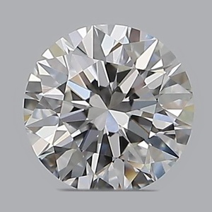 Round diamond — real photo