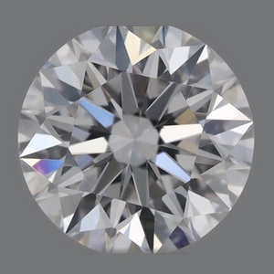 Round diamond — real photo