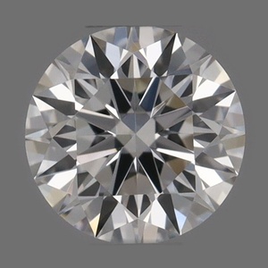 Round diamond — real photo