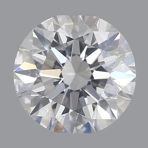 Round diamond — real photo