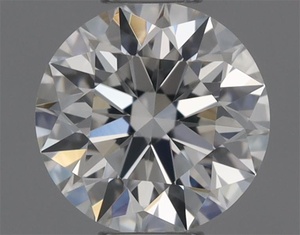 Round diamond — real photo