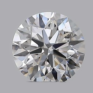 Round diamond — real photo