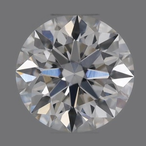 Round diamond — real photo