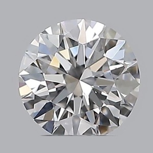 Round diamond — real photo