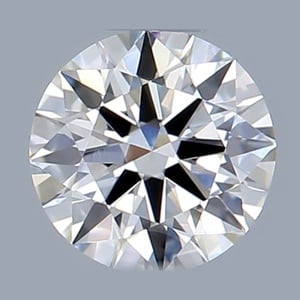 Round diamond — real photo
