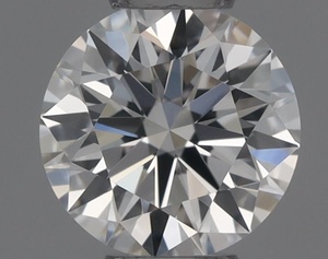 Round diamond — real photo