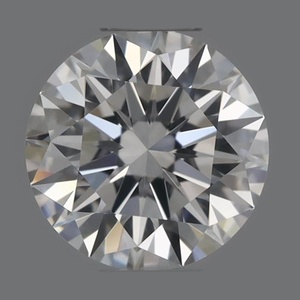 Round diamond — real photo