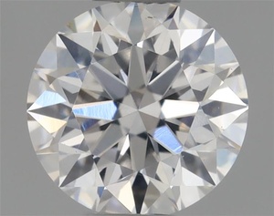 Round diamond — real photo