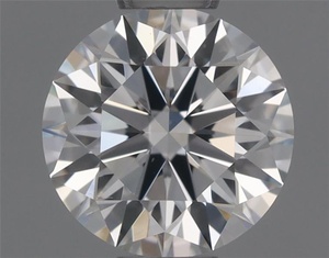 Round diamond — real photo