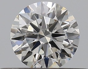Round diamond — real photo