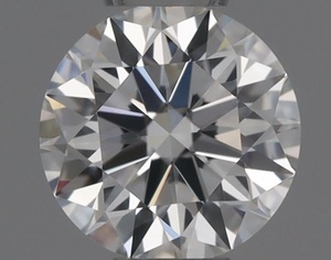 Round diamond — real photo