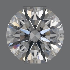Round diamond — real photo