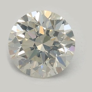 Round diamond — real photo