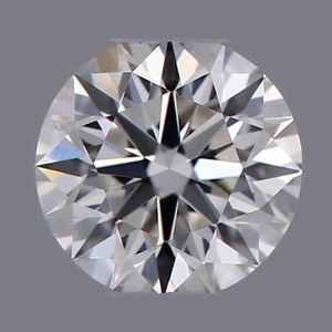 Round diamond — real photo