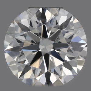 Round diamond — real photo