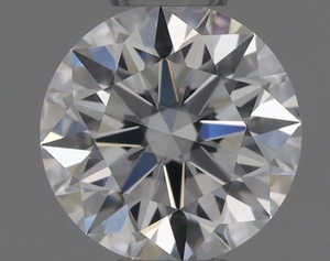 Round diamond — real photo