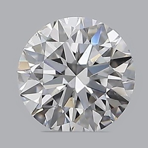 Round diamond — real photo
