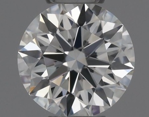 Round diamond — real photo