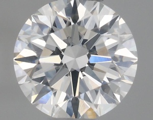 Round diamond — real photo