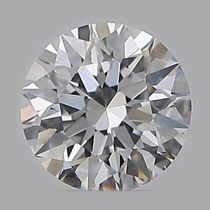 Round diamond — real photo