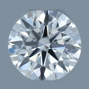 Round diamond — real photo