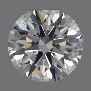 Round diamond — real photo
