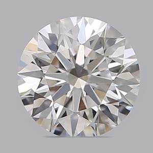 Round diamond — real photo