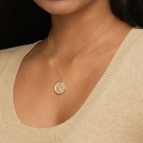 Pavé Initial 18 in. Diamond Medallion - Brilliant Earth