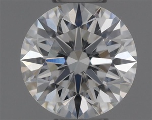 Round diamond — real photo