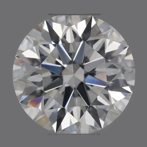 Round diamond — real photo